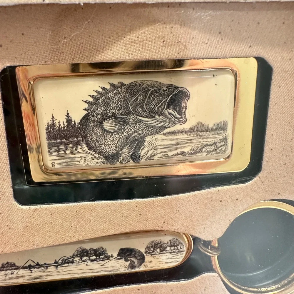 Barlow Designs Stephen Barlow Bass Money Clip and Keychain Knife Gift Set USA